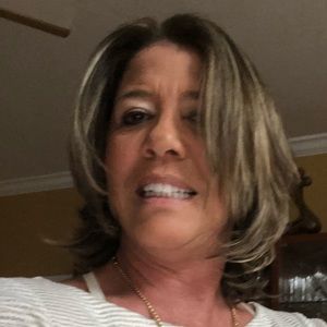 Meet your Posher, Alejandra